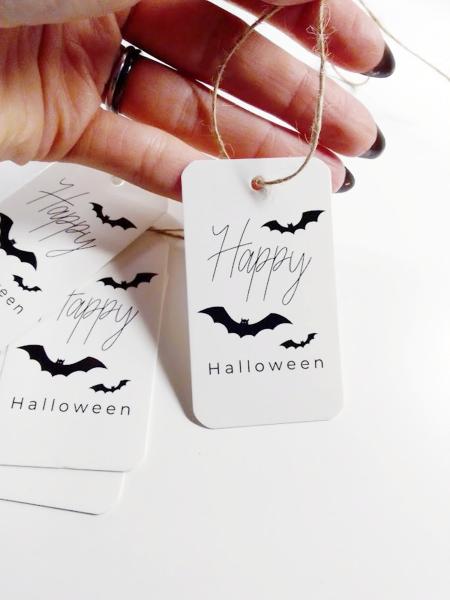 Halloween Geschenkanhänger Fledy